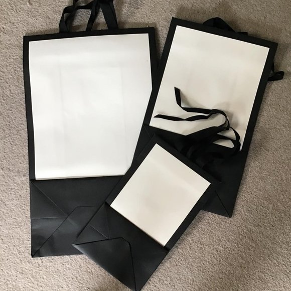 Authentic Gucci carrier bags x 3 - Picture 5 of 8